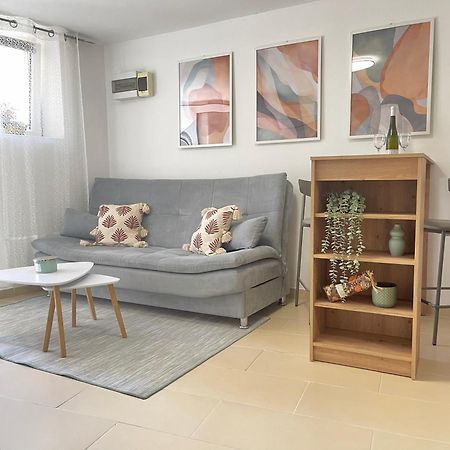 Studio Capon - Just A Few Steps From The Sea! 바카 외부 사진